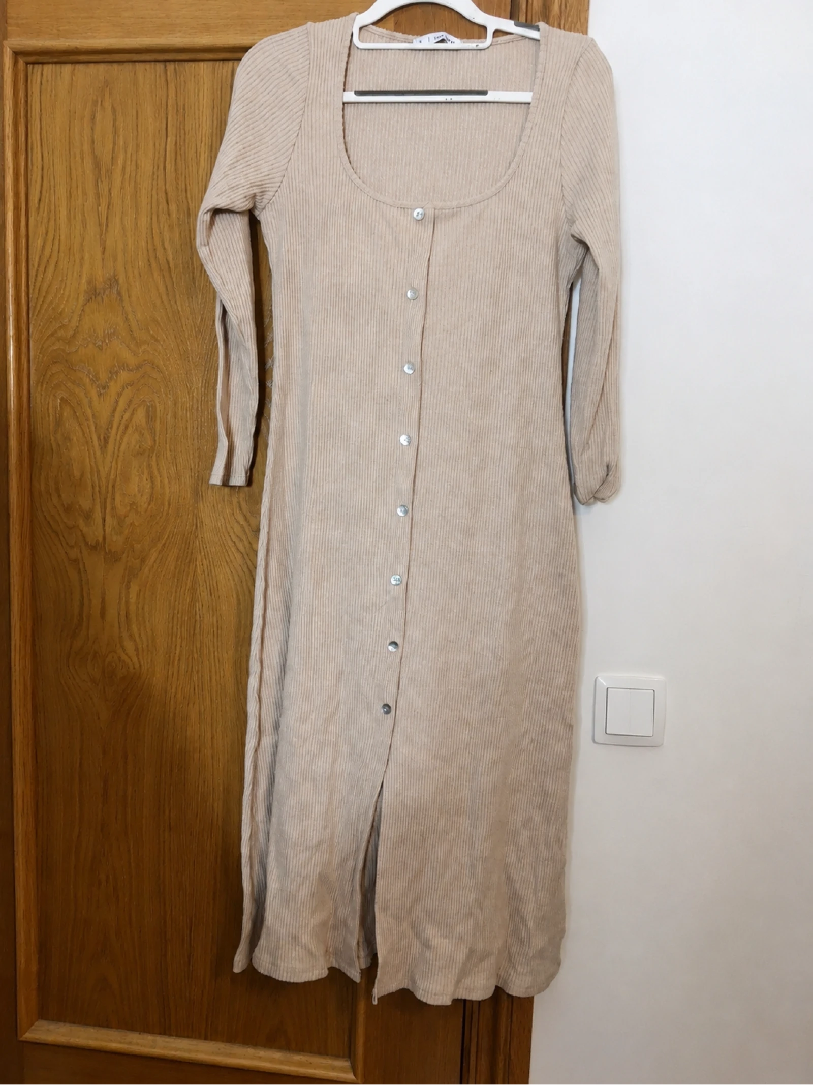 Vestido midi canalé beige Easy Wear L manga larga botones